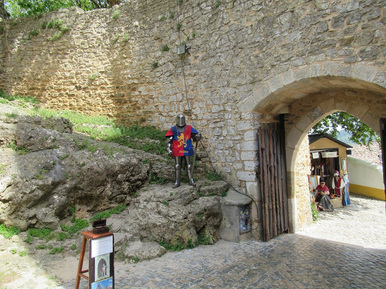 Knight in armour at the gates of the Óbidos Medieval Market