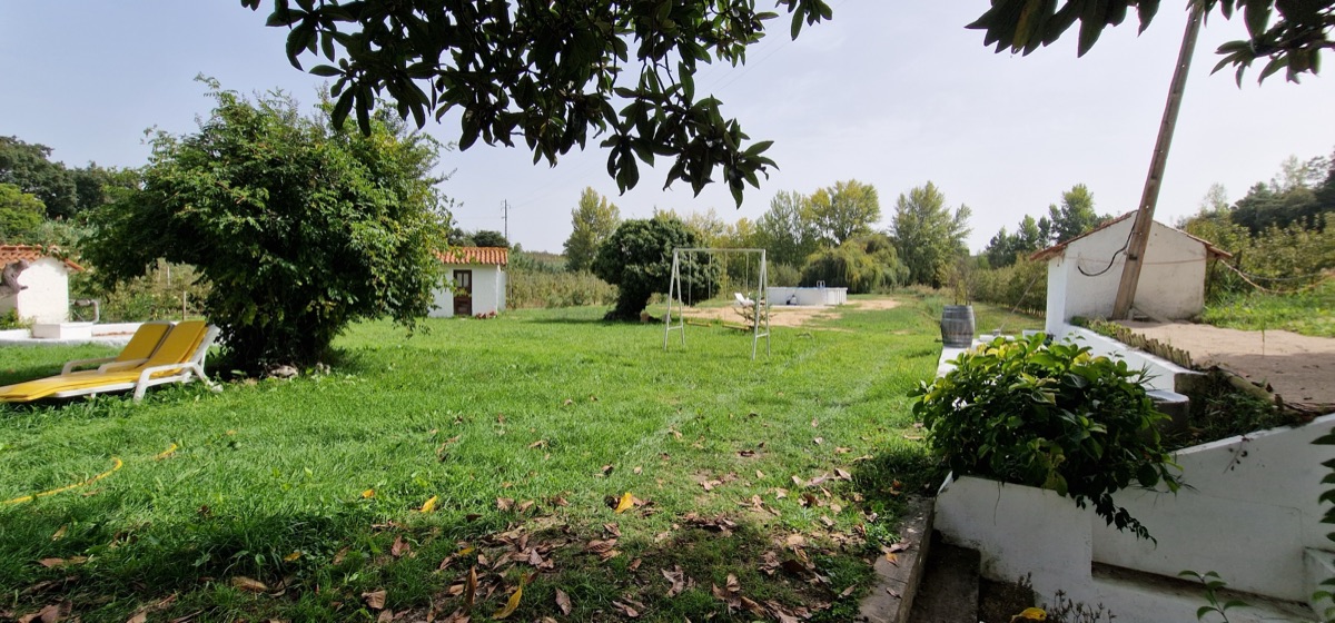 White Fountain Eco Village, Rio Maior