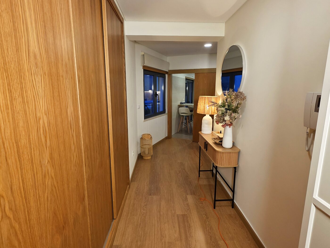 Survana hallway